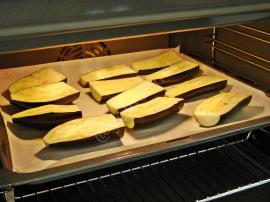 Nohutlu Köz Patlıcan Salatası