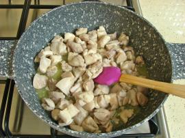 Patates Püresinde Tavuk Sote