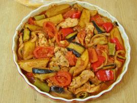 Tavuklu Tepsi Kebabı