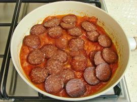 Domatesli Sucuklu Yumurta