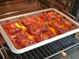 Fırında Salçalı Tavuk