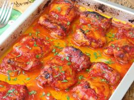 Fırında Salçalı Tavuk