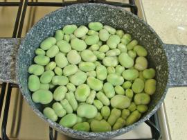 İç Bakla Salatası