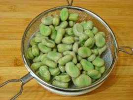 İç Bakla Salatası