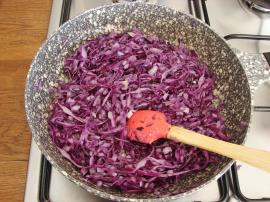 Mor Lahanalı Semizotu Salatası