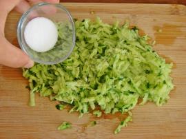 Tzatziki (Yunan Cacığı)