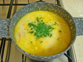 Tavuk Suyu Çorbası