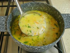 Tavuk Suyu Çorbası