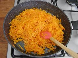 Yoğurtlu Havuç Salatası