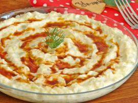 Yoğurtlu Kabak Borani