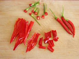 Acı Biber Salçası