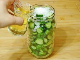 Dilimli Salatalık Turşusu