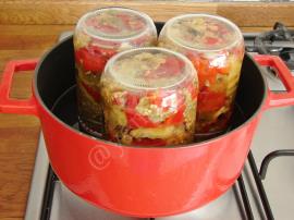 Közlenmiş Biberli Patlıcan Konservesi