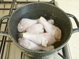 Haşlanmış Tavuk Kavurması