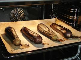 Közlenmiş Patlıcan Tava