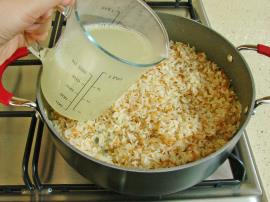 Tavuk Suyu İle Pilav