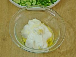 Yoğurtlu Salatalık Mezesi