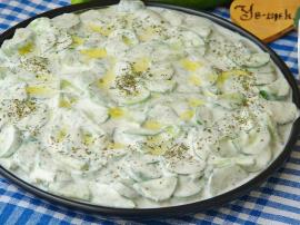 Yoğurtlu Salatalık Mezesi