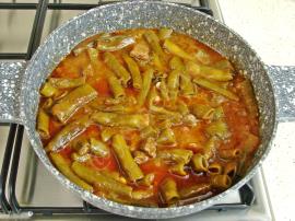 Etli Taze Bakla Yemeği