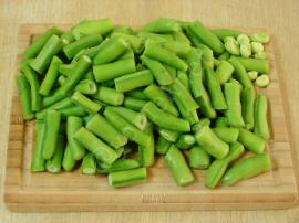 Taze Bakla Salatası