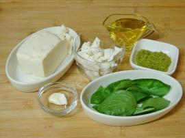 Fesleğenli Girit Ezmesi