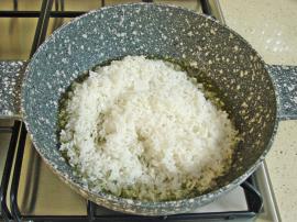 Zeytinyağlı Pirinç Pilavı