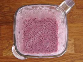 Yaban Mersinli Milkshake