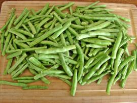 Yoğurtlu Taze Börülce Salatası