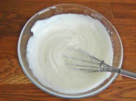 Yoğurtlu Taze Börülce Salatası