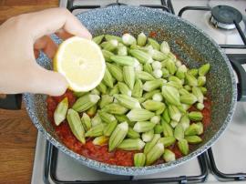 Nohutlu Bamya Yemeği