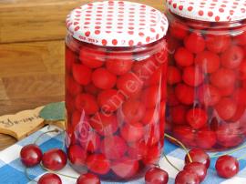 Vişne Konservesi