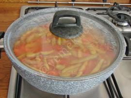 Konserveden Taze Fasulye Yemeği