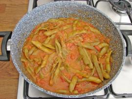 Konserveden Taze Fasulye Yemeği