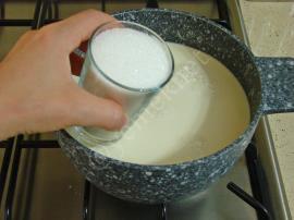 Tahinli Saray Muhallebisi