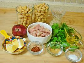 Nohutlu Ton Balığı Salatası