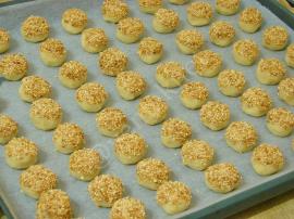 Susamlı Pastane Tuzlusu