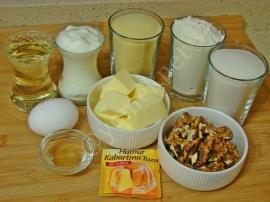 Ceviz Dolgulu İrmik Tatlısı