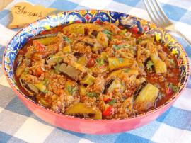 Tencerede Patlıcan Musakka