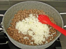 Tencerede Patlıcan Musakka