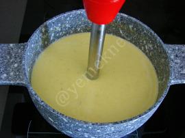 Kremalı Kuşkonmaz Çorbası