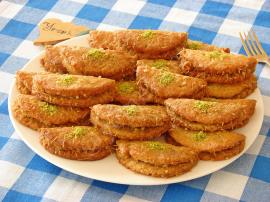 Hem Çıtır Çıtır Hem de Şerbetiyle Damaklarda İz Bırakacak O Tatlı : Kadayıflı Dilberdudağı Tatlısı