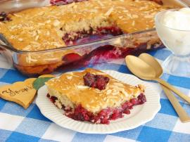 İngiliz Mutfağının O Meşhur Ve Lezzetli Tatlısı : Orman Meyveli Cobbler