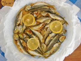 Hem Kokusuz, Hem Çıtır Çıtır Hem de Çok Lezzetli Bir Balık Yemeği Tarifi : Fırında Mısır Unlu İstavrit