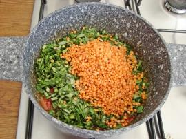 Semizotlu Kırmızı Mercimek Çorbası