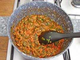 Semizotlu Kırmızı Mercimek Çorbası