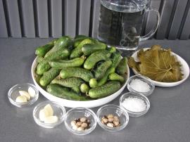 Sirkesiz Limonsuz Kornişon Turşusu