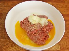 Bayat Ekmekli Köfte Harcı