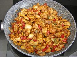 Fırında Beşamel Soslu Tavuk