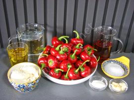 Peynir Dolgulu Kiraz Biberi Turşusu