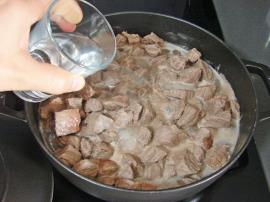 Pilav Üstü Kavurma